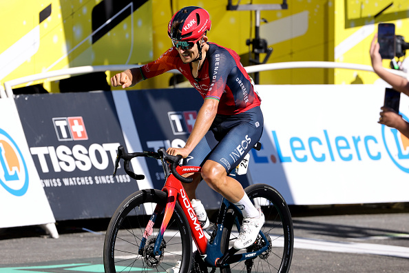 Cyclisme Tour De France Kwiatkowski Simpose Au Sommet Du Grand Colombier 