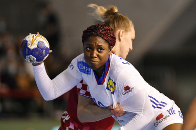 Grâce Zaadi nouvelle capitaine des bleues