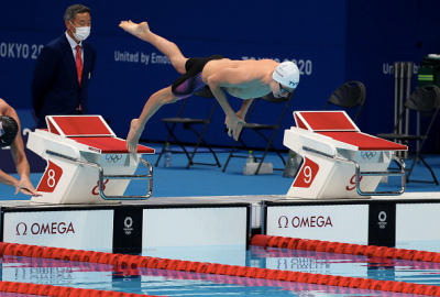 Un record mais pas de victoire pour Léon Marchand sur 200m brasse