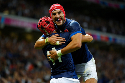 Un groupe sans Matthieu Jalibert et Romain Taofifenua