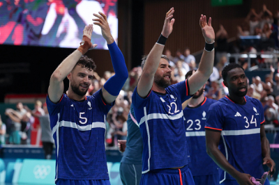 La France étrille le Qatar et entre parfaitement dans le mondial