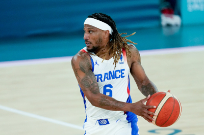 Frédéric Fauthoux analyse la défaite face à la Finlande