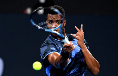 Giovanni Mpetshi Perricard se paie Tommy Paul