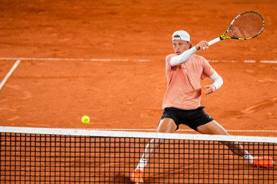 Alexandre Muller battu en cinq sets par Jakub Mensik