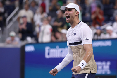 Exploit de Benjamin Bonzi qui bat Daniil Medveedev