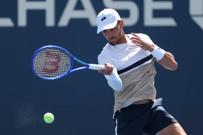 Benjamin Bonzi dompte Valentin Royer