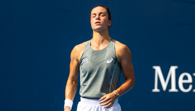 Blessée, Loïs Boisson abandonne face à Emma Navarro