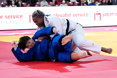 Romane Dicko sauve l'honneur tricolore