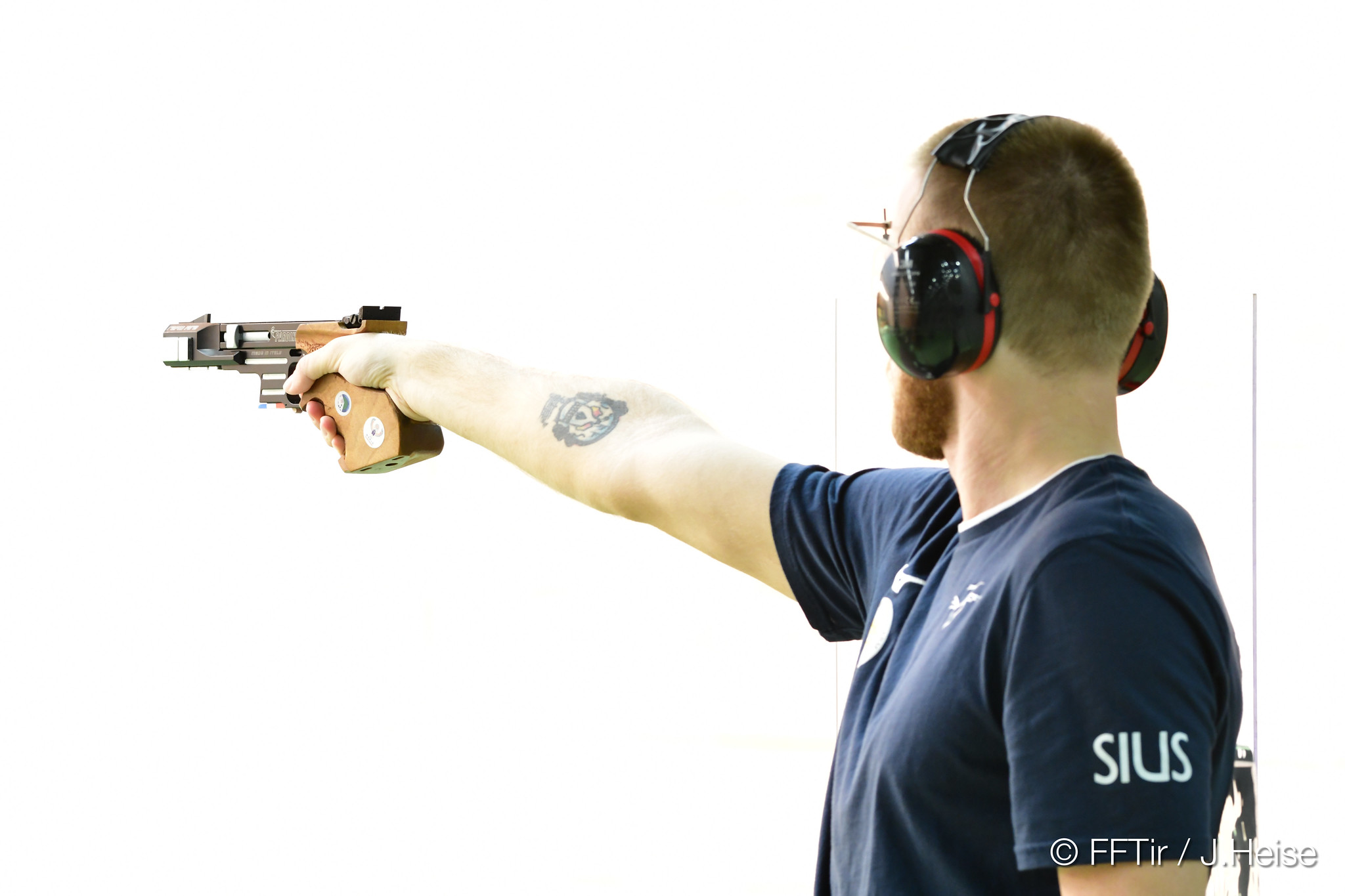 Or Collectif et Bronze Individuel en Pistolet 25 m Percussion Centrale