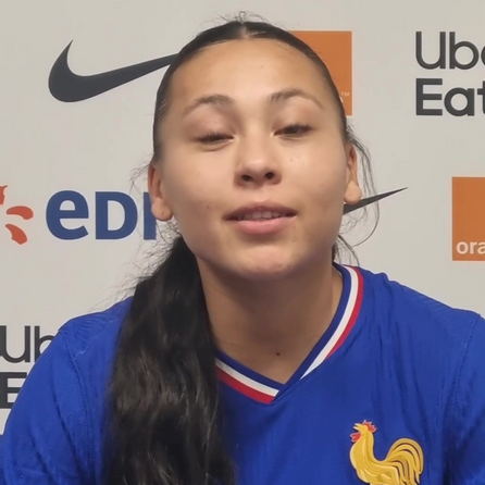Aaliyah Moua, footballeuse de l'équipe de France